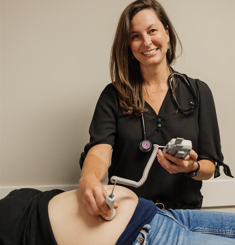 provider doing pregnancy ultrasound, prenatal care near me 